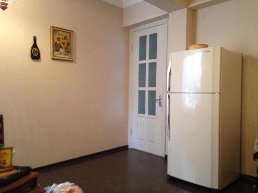 Ferienwohnung Cheap And Chic Batumi Exterior foto