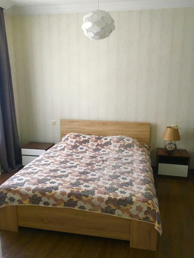 Ferienwohnung Cheap And Chic Batumi Exterior foto