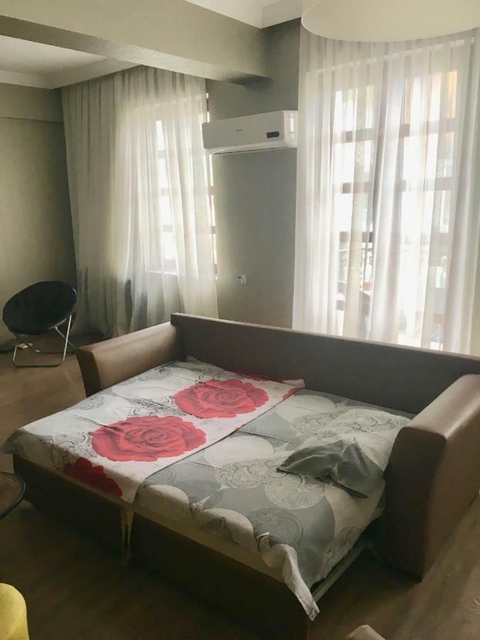 Ferienwohnung Cheap And Chic Batumi Exterior foto